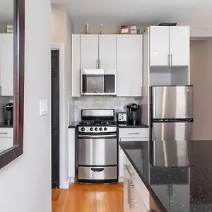 renovated-lower-eastside-2br-washer-dryer-new-york.us-newyorkcity.com/