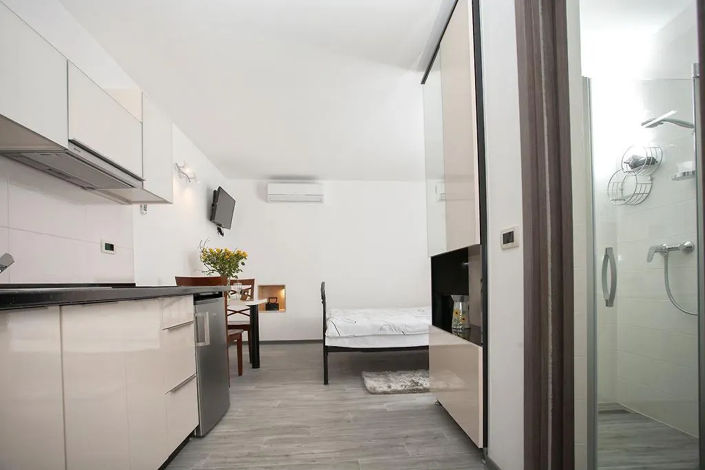Apartments & Room Kartolina  Split